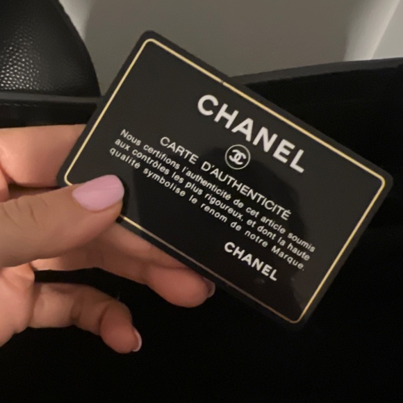 Chanel Deauville leather tote - Picture 5 of 6